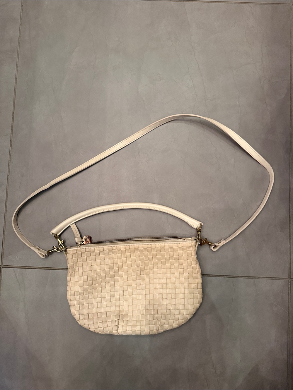 CLARE V petite moyan bag in cream woven checker - Picture 15 of 17